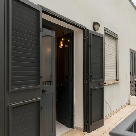 Apartman Center - Steps From The *